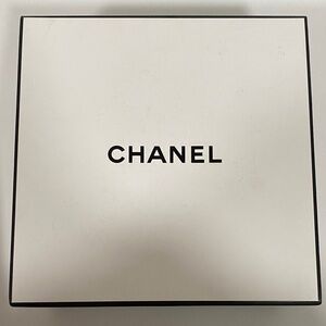 CHANEL Classic White Gift Box